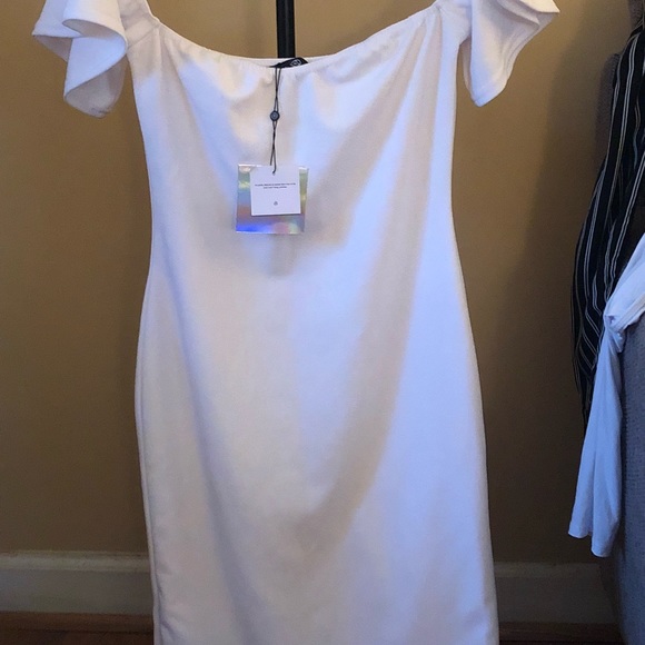 Missguided White Bardot Dress - Picture 2 of 2